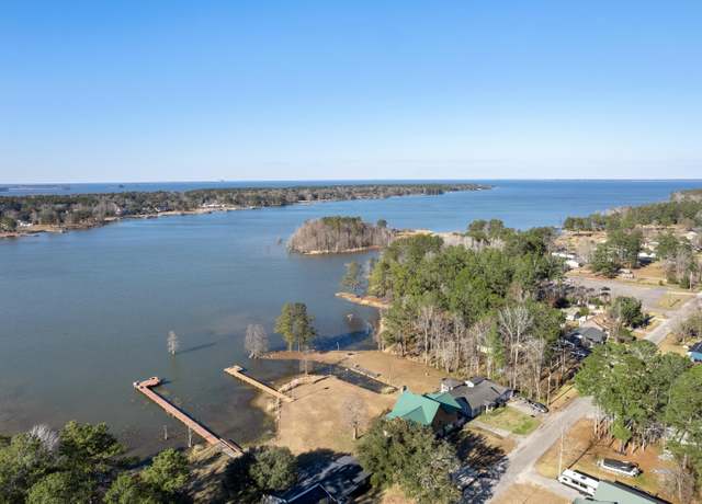 Property at 601 Levee Dr, Moncks Corner, SC 29461, 2 baths