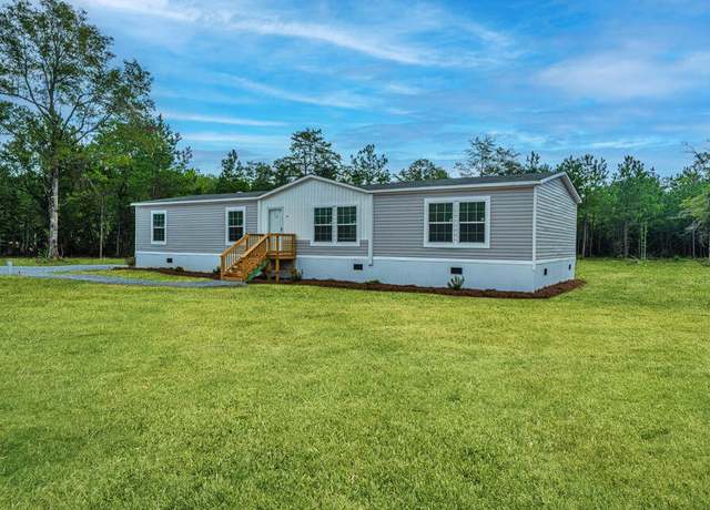 Property at 124 Pine Arbor Ln, Pinopolis, SC 29469, 4 beds, 2 baths