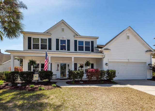 Property at 2052 Bancroft Ln, Mount Pleasant, SC 29466, 5 beds, 3.5 baths
