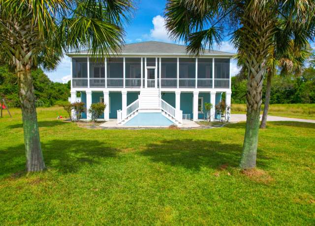Property at 3238 Plow Ground Rd, Johns Island, SC 29455, 3 beds, 2 baths