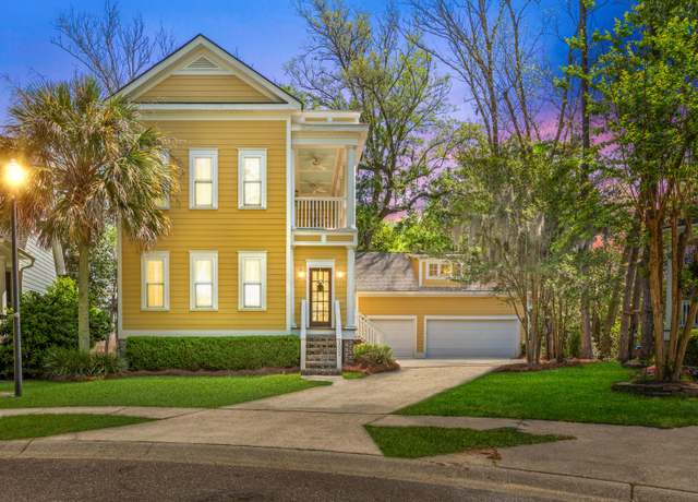 Property at 1002 Blockade Runner Ct, Charleston, SC 29414, 4 beds, 4.5 baths