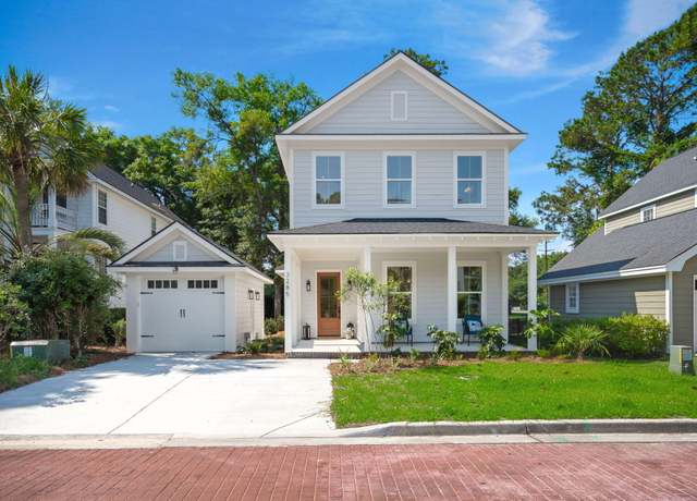 Property at 3285 Johnstowne St, Johns Island, SC 29455, 3 beds, 2.5 baths