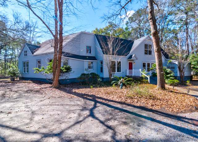 Property at 4333 Cloudmont Dr, Hollywood, SC 29449, 4 beds, 3 baths