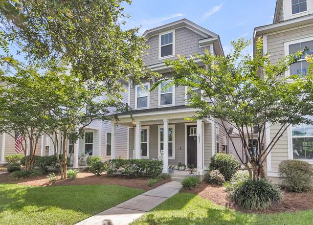 Property at 1037 Ashley Garden Blvd, Charleston, SC 29414, 3 beds, 3.5 baths