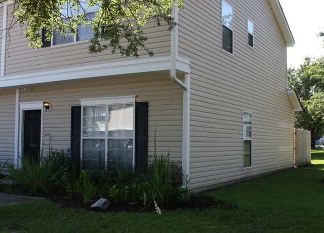 Property at 1009 Lexi Ct, Ladson, SC 29456, 3 beds, 2.5 baths