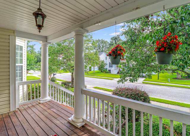Property at 1664 William Hapton Way Way, Mount Pleasant, SC 29466, 3 beds, 2.5 baths