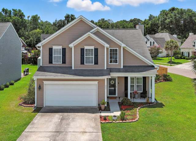 Property at 3040 Argyll Dr, Summerville, SC 29483, 4 beds, 2.5 baths
