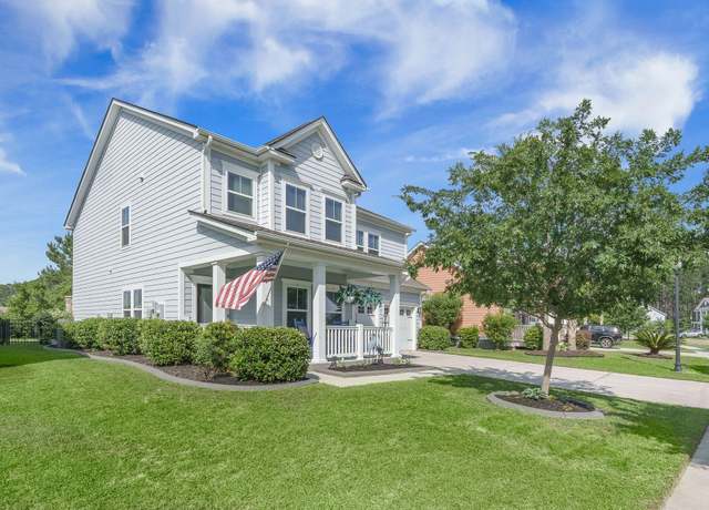 Property at 246 Calm Water Way, Summerville, SC 29486, 5 beds, 3.5 baths
