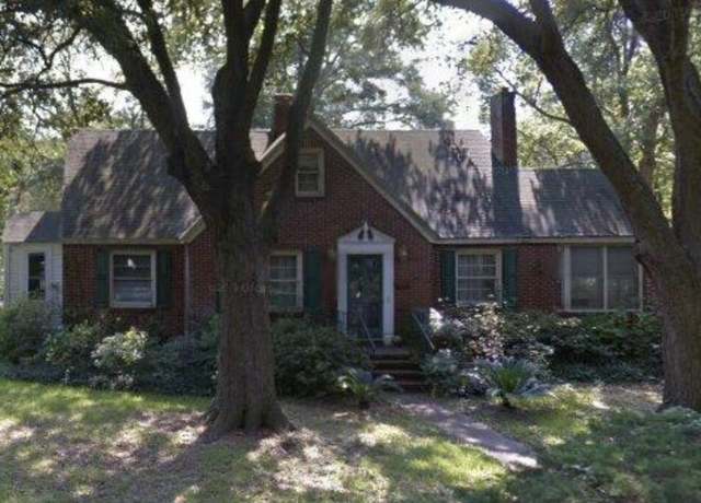 Property at 218 Yates Ave, Charleston, SC 29412, 4 beds, 2 baths