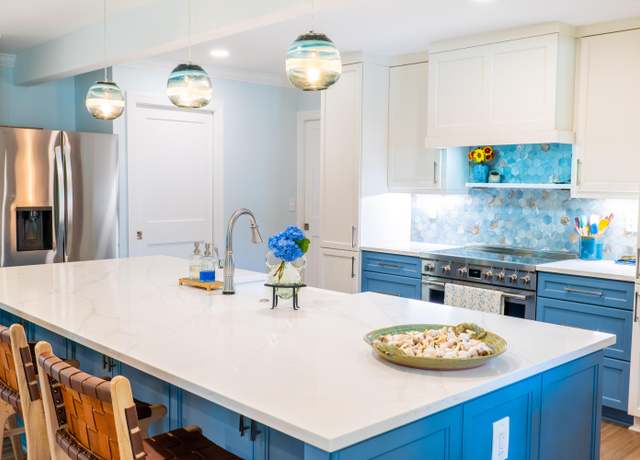 Property at 1158 Shoreside Way, Mount Pleasant, SC 29464, 4 beds, 3 baths