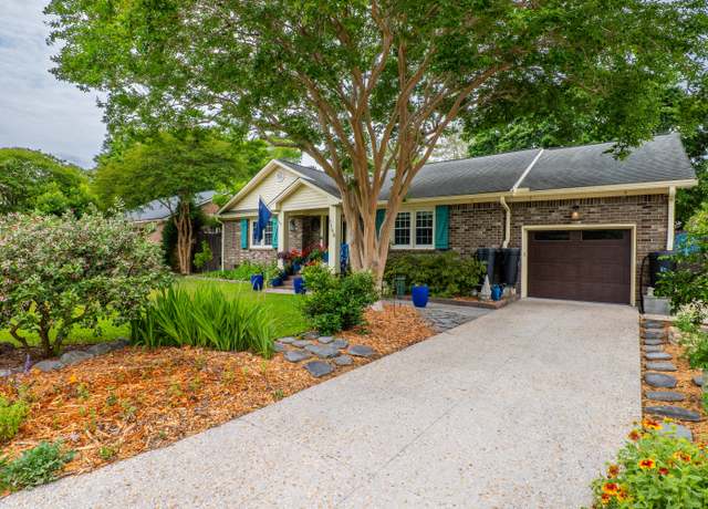 Property at 1158 Shoreside Way, Mount Pleasant, SC 29464, 4 beds, 3 baths