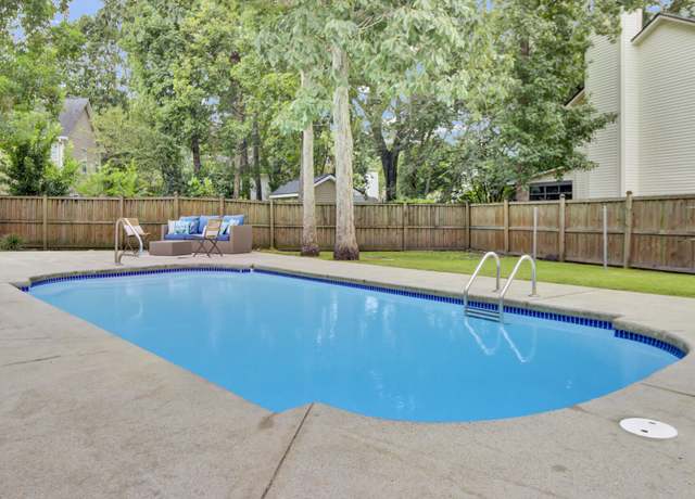 Property at 104 S Pembroke Dr, Goose Creek, SC 29445, 6 beds, 2.5 baths
