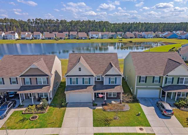 Property at 400 Dunlin Dr, Summerville, SC 29486, 4 beds, 3 baths