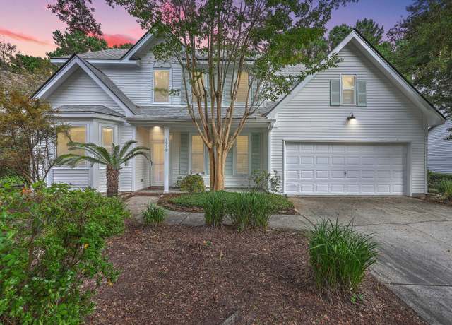 Property at 1972 Gray Battery Ct, Mount Pleasant, SC 29464, 4 beds, 2.5 baths