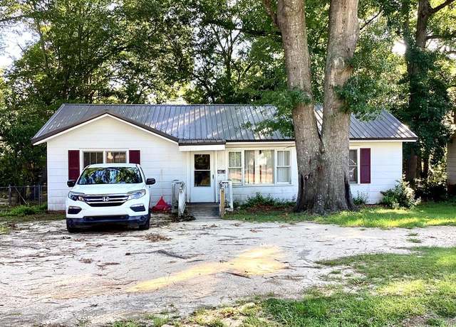 Property at 784 Autumn St, Orangeburg, SC 29115, 3 beds, 2 baths