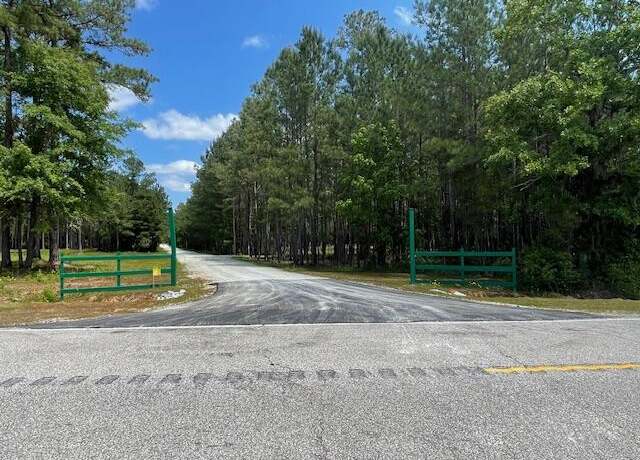 Property at 344 River Bluff Trl, Saint Stephen, SC 29479