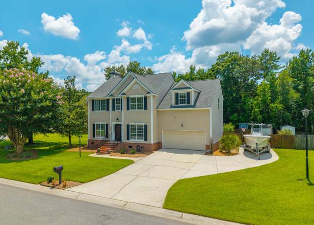 Property at 2005 Thornhill Dr, Summerville, SC 29485, 2.5 baths