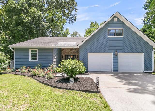 Property at 211 White Church Ln, Summerville, SC 29485, 4 beds, 3.5 baths