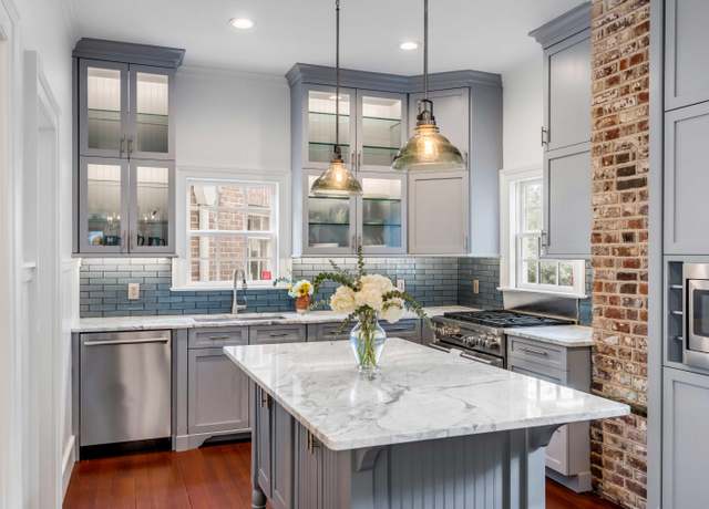 Property at 25 Logan St, Charleston, SC 29401, 3 beds, 2.5 baths