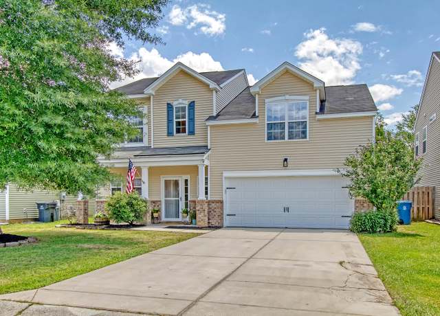 Property at 1052 Whitlow Blvd, Summerville, SC 29483, 4 beds, 2.5 baths