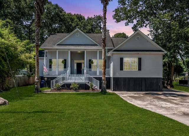 Property at 3872 James Bay Rd, Johns Island, SC 29455, 4 beds, 3 baths