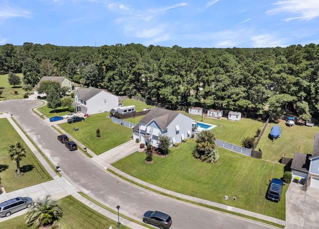 Property at 116 Scotland Dr, Summerville, SC 29483, 3 beds, 3 baths