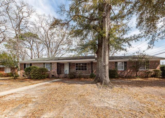 Property at 8 Shrewsbury Rd, Charleston, SC 29407, 3 beds, 2 baths