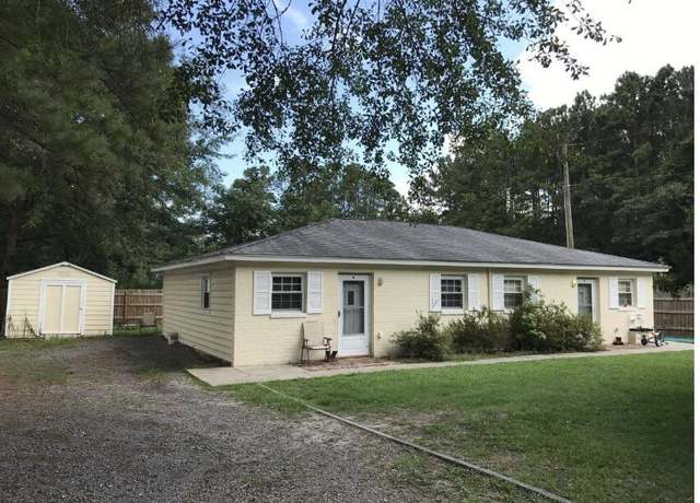 Property at 921 Simmons Ave Unit A & B, Summerville, SC 29483, 4 beds, 2 baths