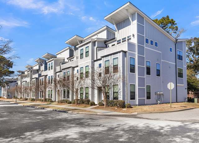 Property at 4587 Summey St, North Charleston, SC 29405, 3 beds, 3.5 baths