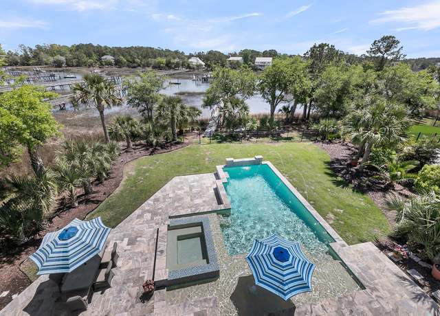 Property at 2254 Beckenham Dr, Mount Pleasant, SC 29466, 5 beds, 5.5 baths