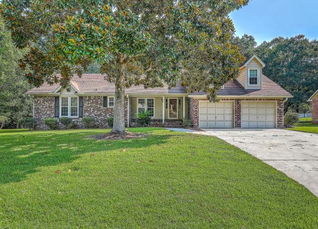 Property at 307 Mayfield St, Summerville, SC 29485, 3 beds, 2 baths