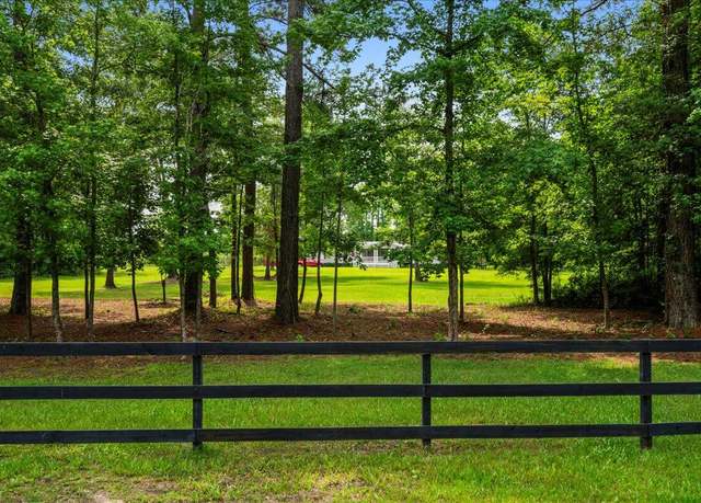 Property at 351 Saint Paul Rd, Dorchester, SC 29437, 4 beds, 3 baths