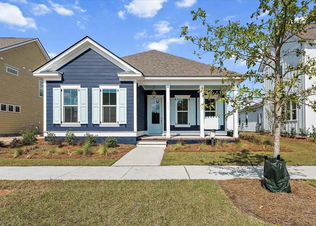 Property at 349 Trailmore Ln, Summerville, SC 29486, 4 beds, 2 baths