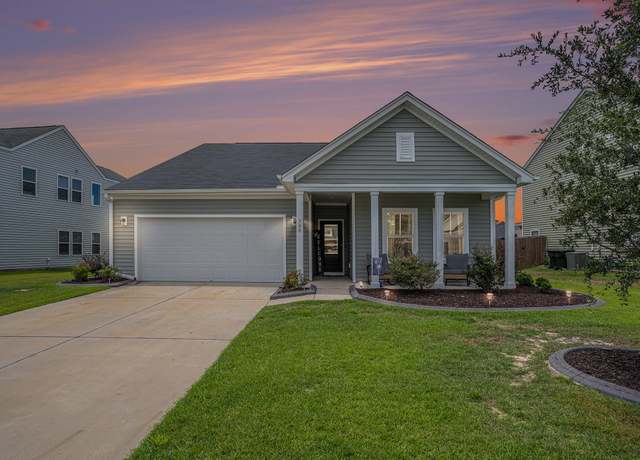 Property at 798 Sienna Way, Summerville, SC 29486, 4 beds, 2 baths