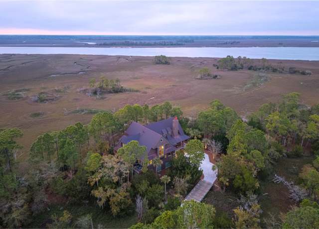 Property at 83 Blue Heron Pond Rd, Kiawah Island, SC 29455, 4 beds, 4.5 baths