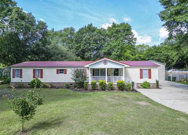 Property at 617 Deepwood Ct, Moncks Corner, SC 29461, 4 beds, 3 baths