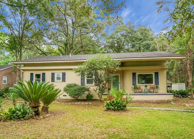 Property at 1015 Dennis Dr, Hanahan, SC 29410, 3 beds, 1 bath