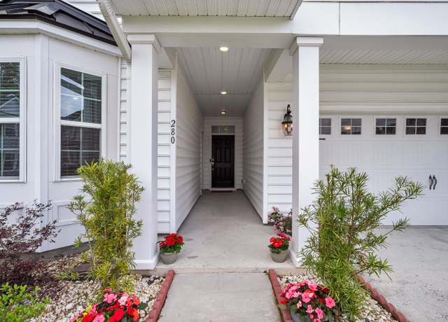 Property at 280 Swamp Creek Ln, Moncks Corner, SC 29461, 4 beds, 3.5 baths