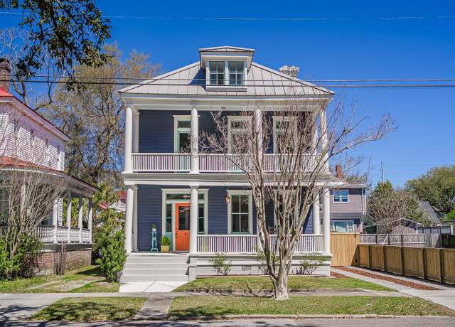 Property at 4 Kenilworth Ave, Charleston, SC 29403, 4 beds, 3 baths