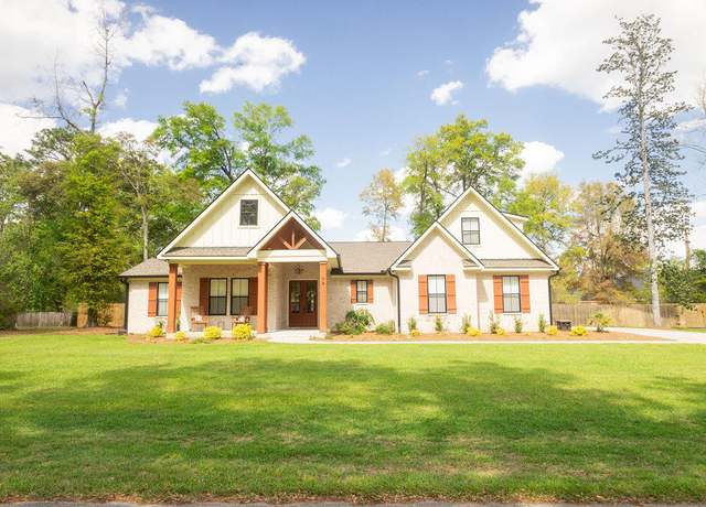 Property at 74 Longleaf Dr, Walterboro, SC 29488, 5 beds, 3.5 baths