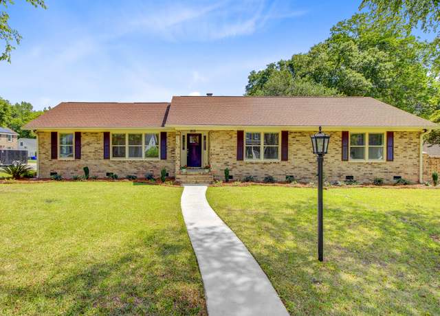 Property at 924 Trent St, Charleston, SC 29414, 3 beds, 3 baths