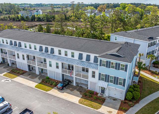 Property at 806 Kings Oak Court Ct #7, Charleston, SC 29492, 2 beds, 2.5 baths