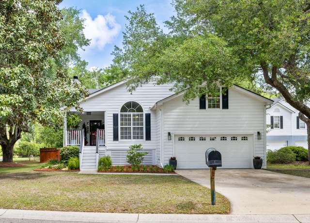 Property at 638 Stono Edge Dr, Charleston, SC 29412, 4 beds, 2 baths