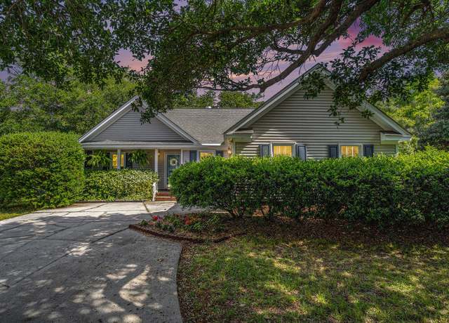 Property at 1250 Wide Water Ct, Charleston, SC 29412, 3 beds, 2 baths