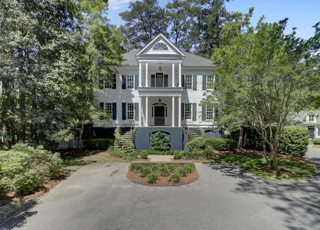 Property at 418 W Carolina Ave, Summerville, SC 29483, 4 beds, 4.5 baths