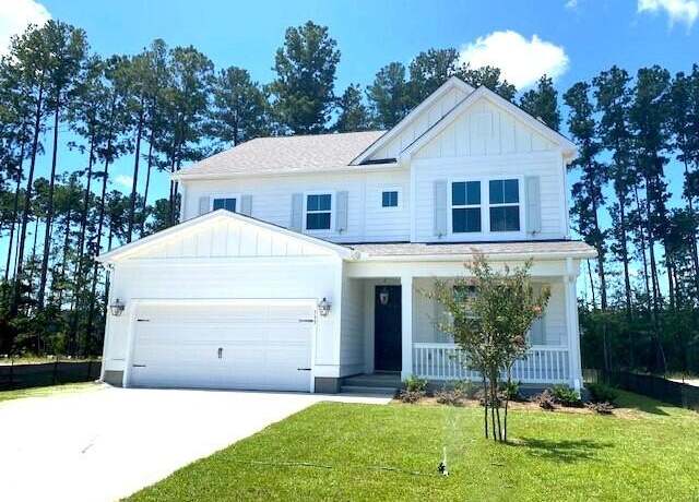 Property at 739 Maynard Ln, Summerville, SC 29486, 5 beds, 4 baths