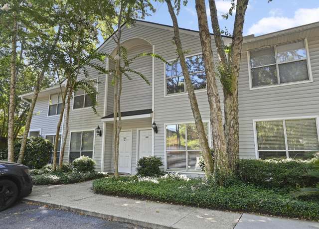 Property at 252 Howle Ave Unit C3, Charleston, SC 29412, 2 beds, 1.5 baths