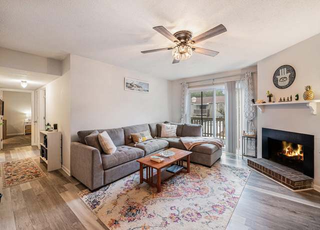 Property at 1402 Camp Rd Unit 9g, Charleston, SC 29412, 2 beds, 2 baths
