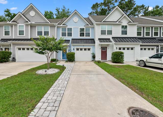 Property at 409 Grand Palm Ln, Summerville, SC 29485, 3 beds, 2.5 baths