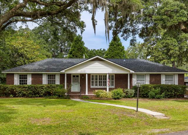 Property at 1789 Balfoure Dr, Charleston, SC 29407, 3 beds, 2 baths